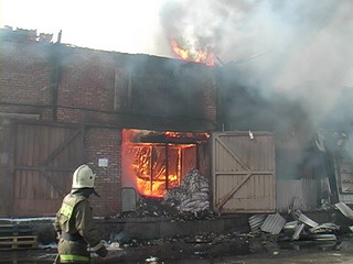 В Хакасии участились пожары на объектах частного бизнеса